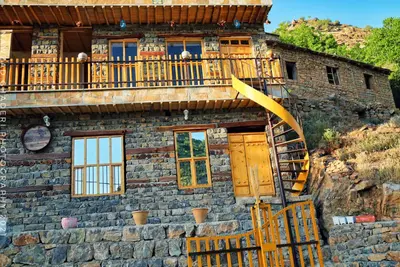 بومگردی پیران نجار - اتاق ۱