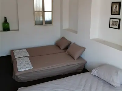 بومگردی نیمروز سروستان - واحد زمستان نشین