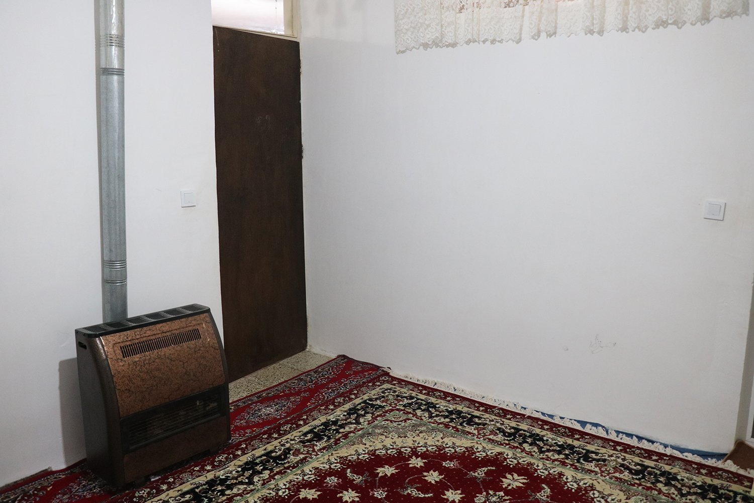 سوئیت دوخوابه خانه دوست ابر