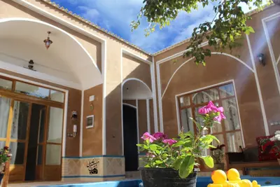 بومگردی حافظ ورزنه - واحد دوتخته 3