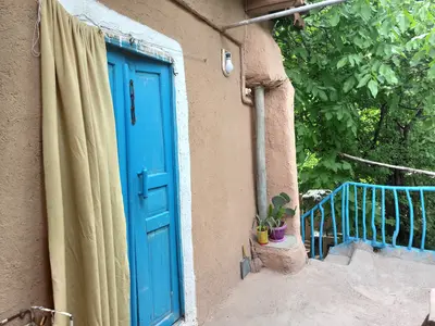 بومگردی استو - واحد ۱