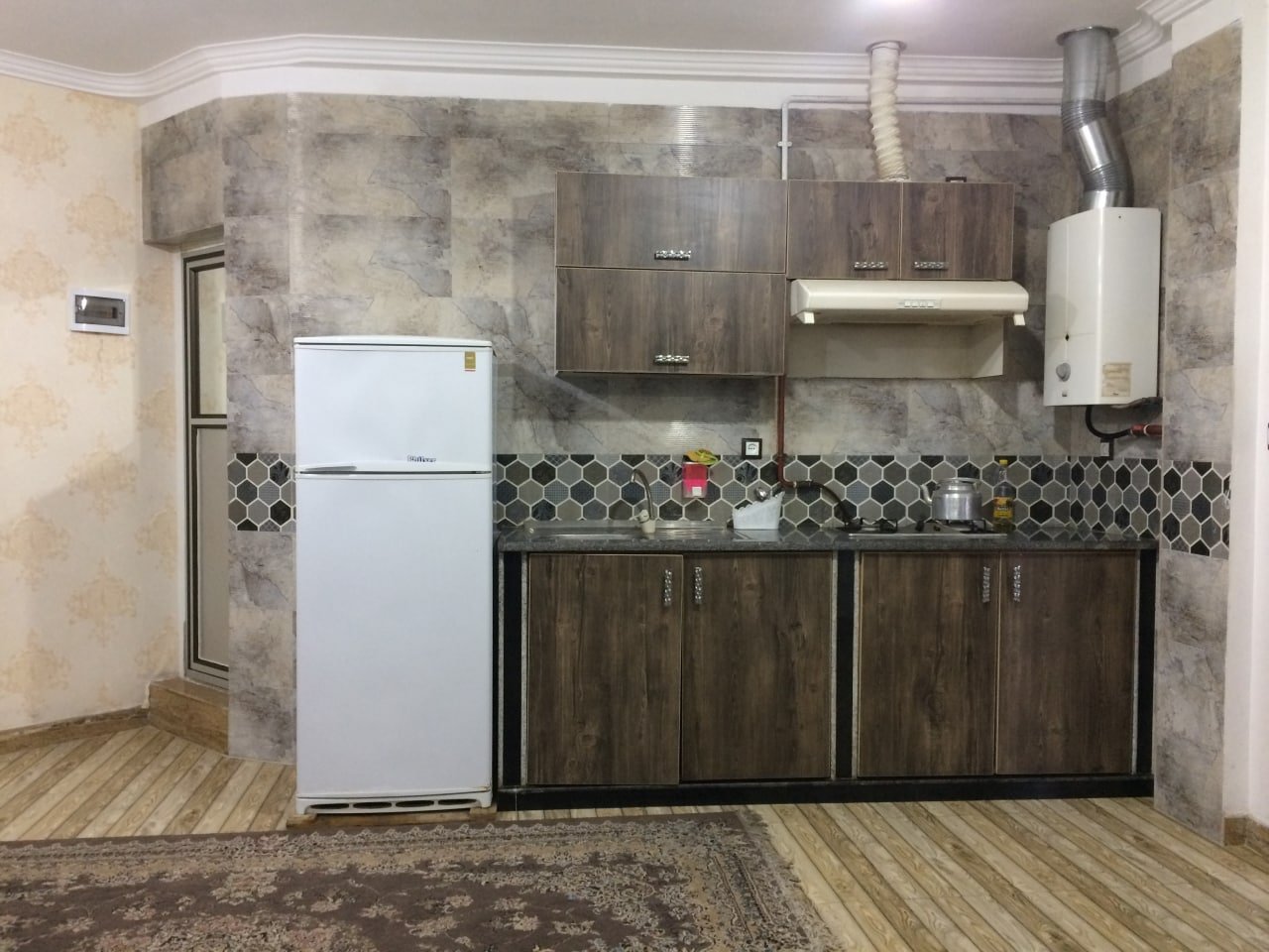 مجتمع اقامتگاهی طلوع گیسوم - واحد شمشاد - اشپزخانه