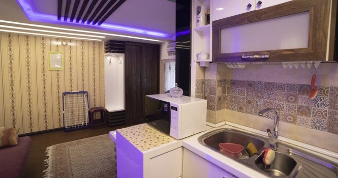 سوئیت فلت بیستون - فلت بیستون