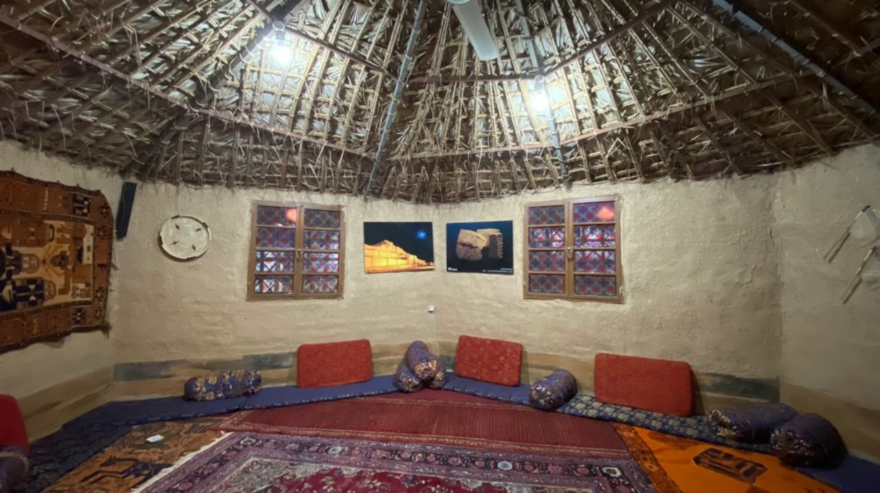 بوم گردی آوان - اتاق سنتی یک