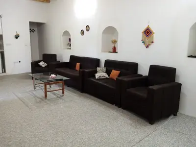 اقامتگاه سنتی شهربانو - واحد نارون