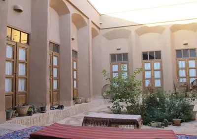 اقامتگاه سنتی رستم 1 - خدابخش