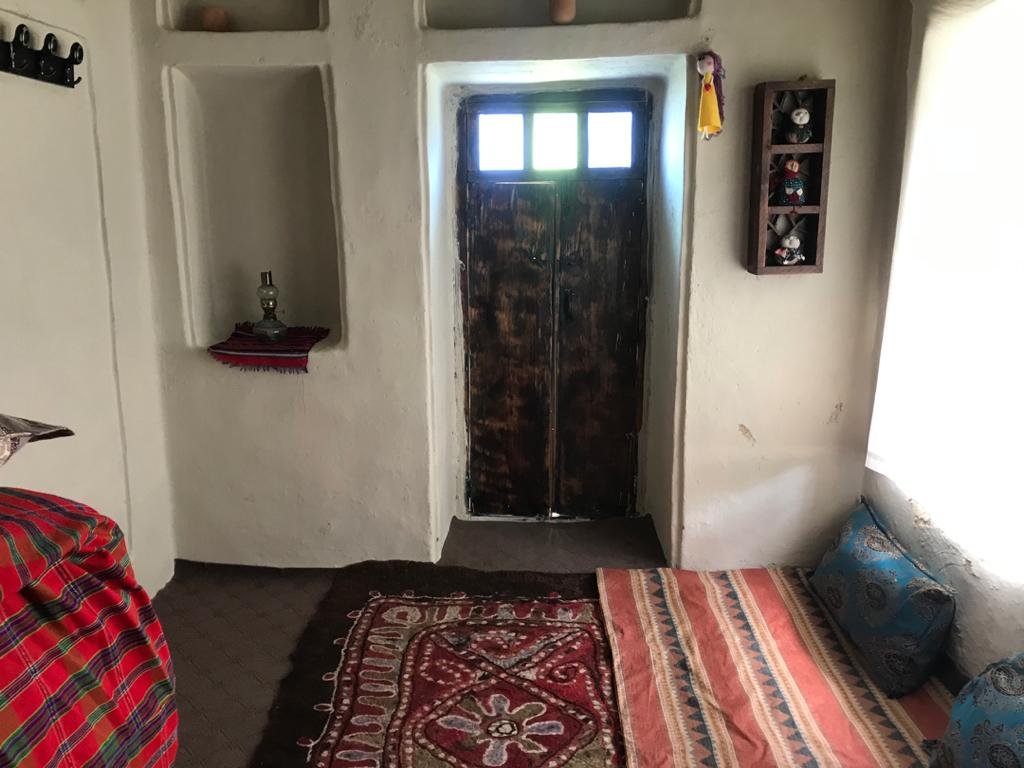 بوم گردی بام ساسنگ مینودشت - واحد بهار خواب یک - داخلی
