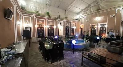 بومگردی نقره یزد - واحد 107