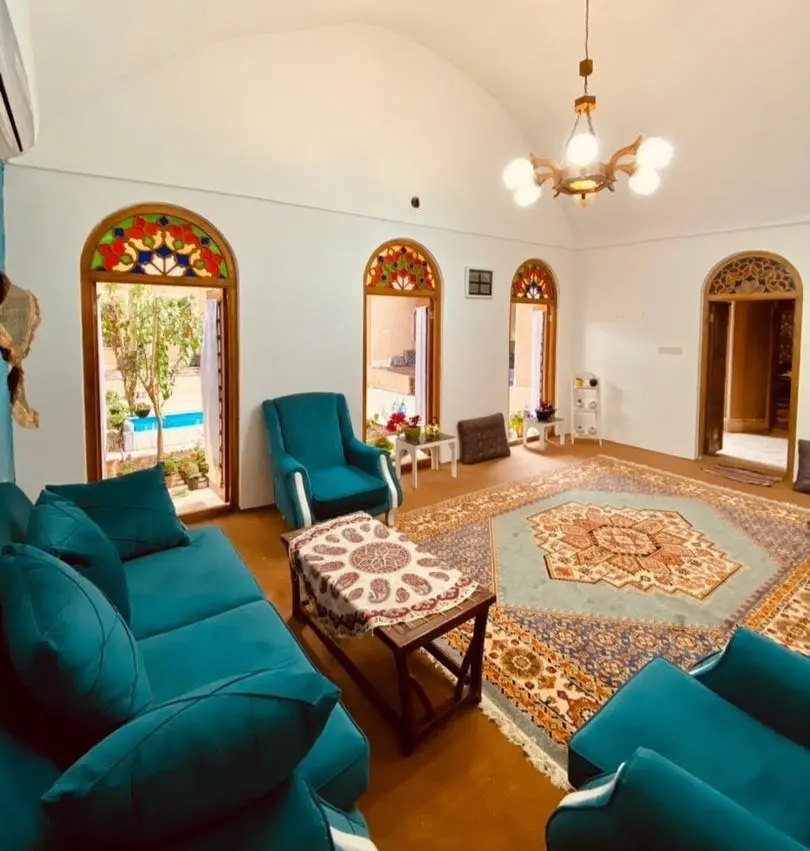 دادمهر - سه دری - اتاق سه دری