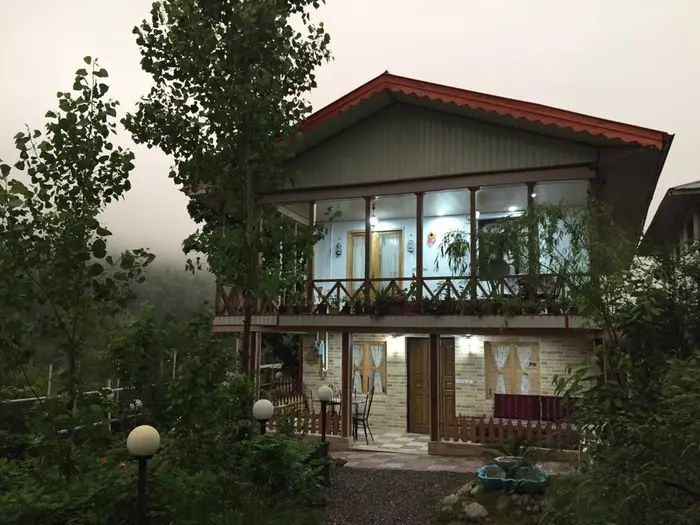 بوم گردی نارون واحد بالا - نما