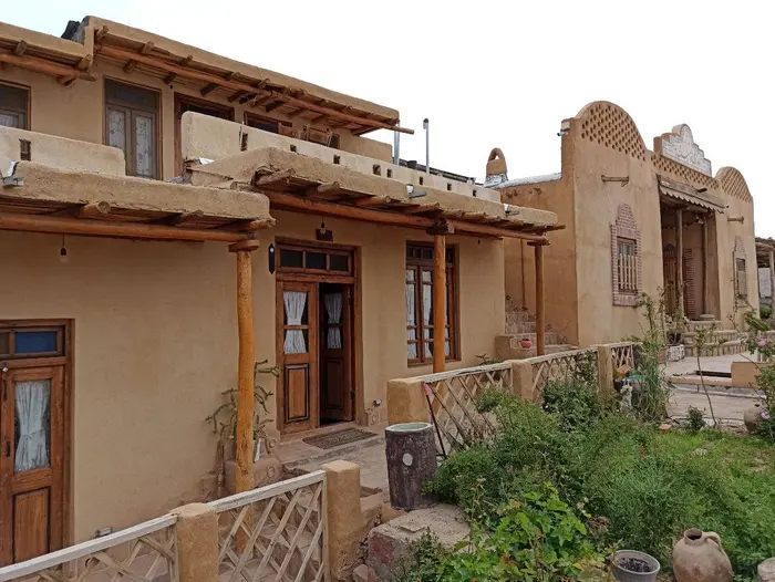 بوم گردی وارگه امیدیه - واحد تاریخی - نمای بیرون