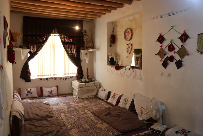 بوم گردی بی بی زهرا - واحد بزرگ - داخلی