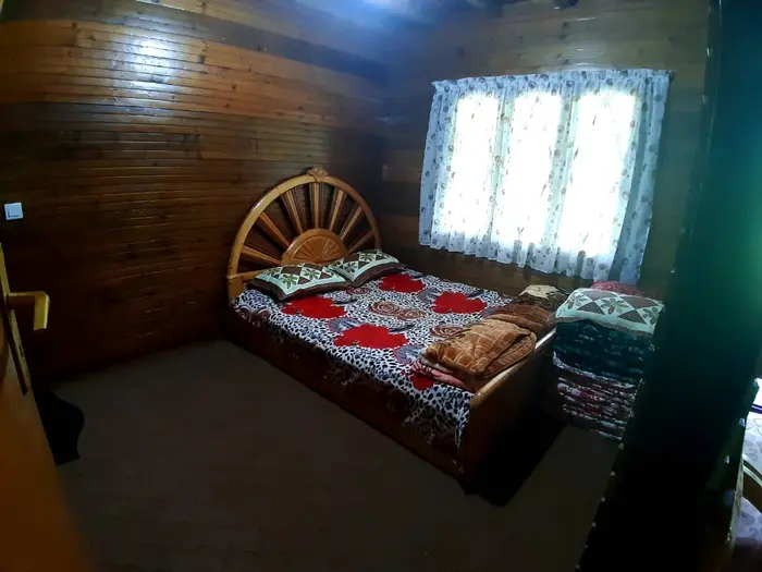 بوم گردی سرای اساس - واحد 3 - اتاق خواب