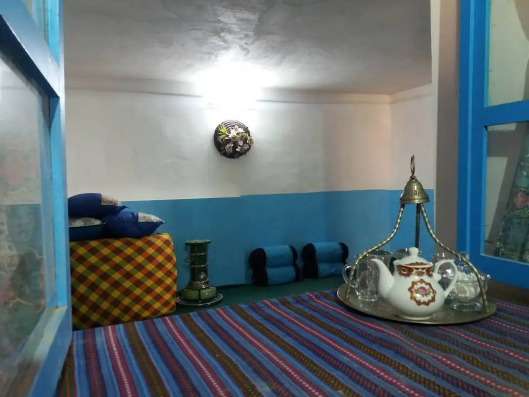 بوم گردی خان قالان - سیزان - اتاق سیزان