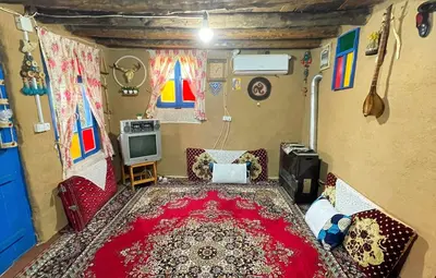 اقامتگاه سنتی دوخوابه تورنگ طلا