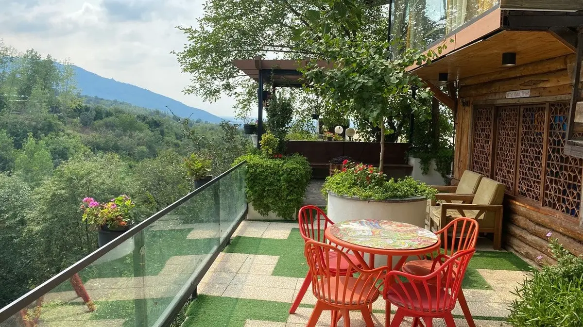 کلبه فلت تاج محل تیرتاش - تراس