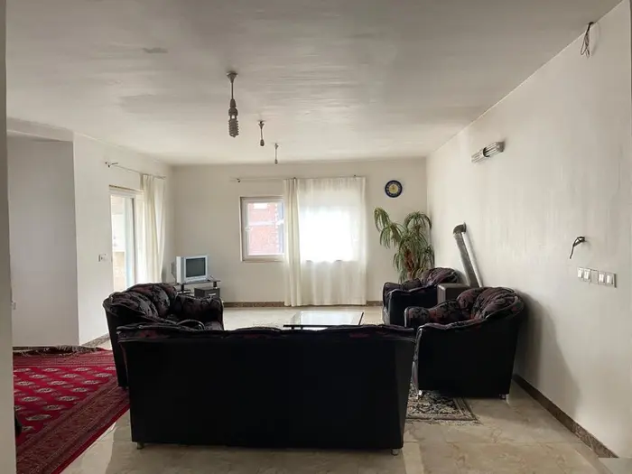 سوئیت دو خوابه صغیری واحد 1