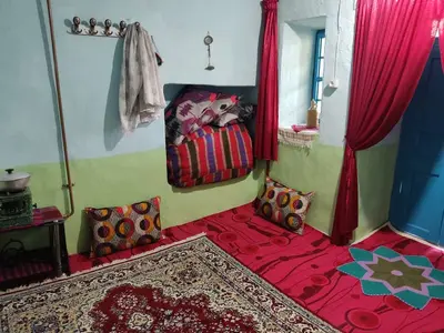 بومگردی ننه بی بی - واحد زنبق