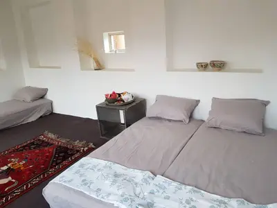 بومگردی نیمروز - واحد سه دری