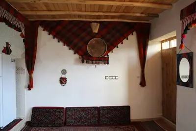 بومگردی پیران نجار - اتاق ۱