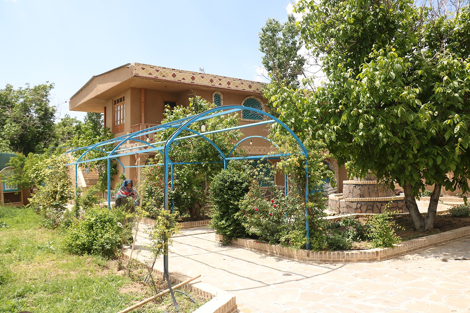 بومگردی مزرعه عارف خرقانی - واحد 3