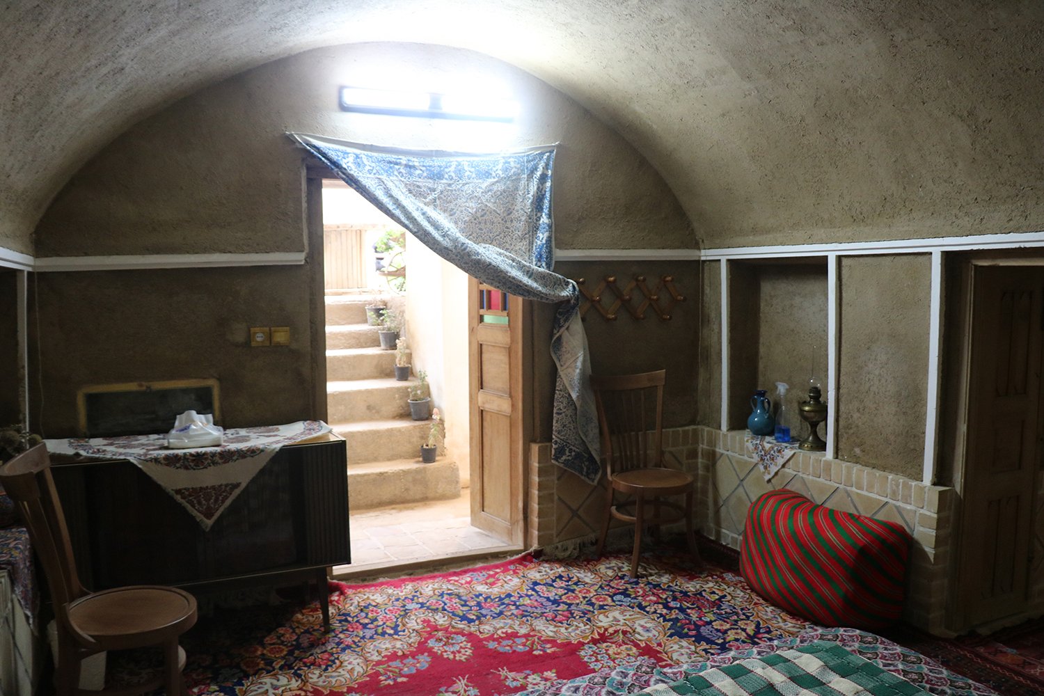 بوم گردی خانه ناصر لشکر - واحد دو - داخلی