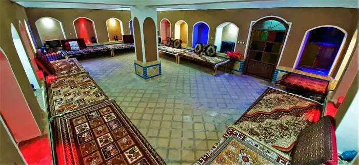 بوم گردی سرچشمه کویر - واحد ۴ - نمای داخلی