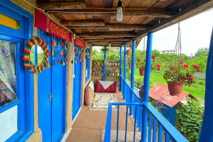 اقامتگاه سنتی دوخوابه تورنگ طلا - تراس