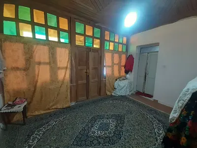 بومگردی سه خوابه مرسی سی