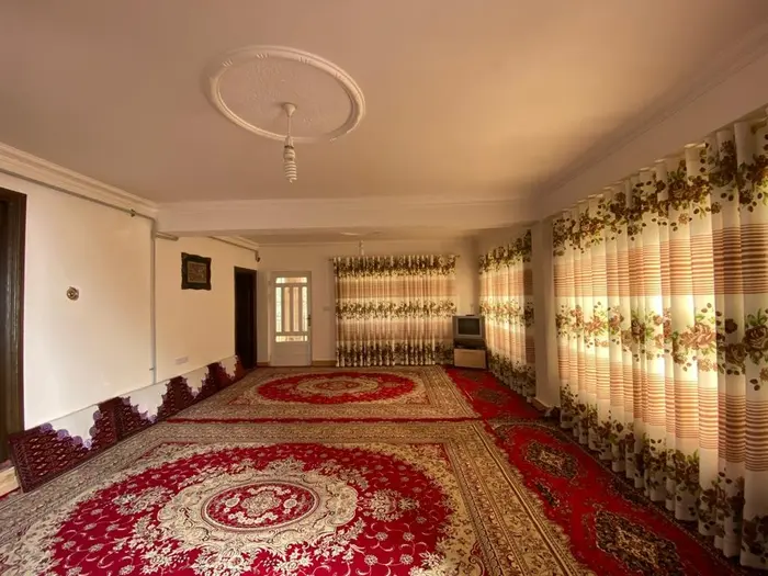 یک خوابه بیکی 2 - داخلی