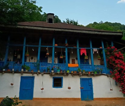 دوخوابه تی تی بوم - بیرونی