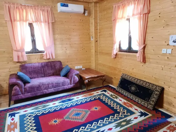 بوم گردی مین سی - واحد تیکا - نشیمن