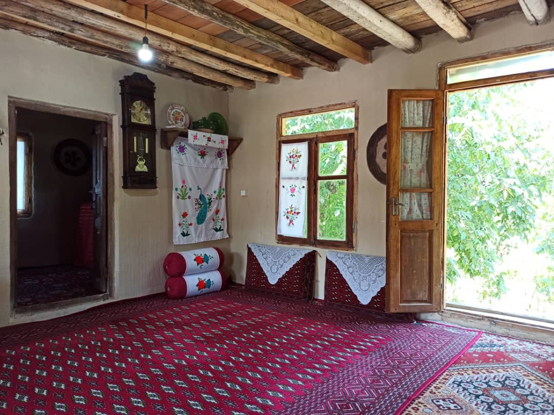 بوم گردی میرزا شموشک - عمارت میرزا - داخلی