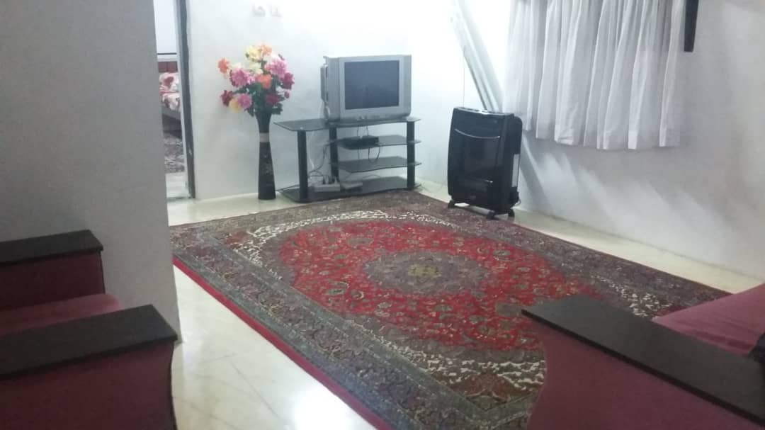 دوخوابه فرهادی دوهزار - داخلی