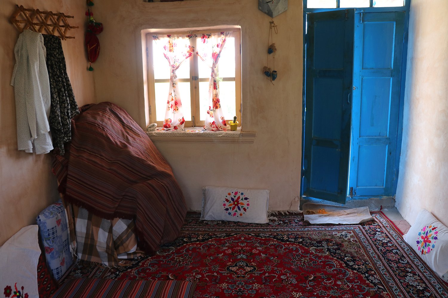 کوچه باغ باصفا واحد یک