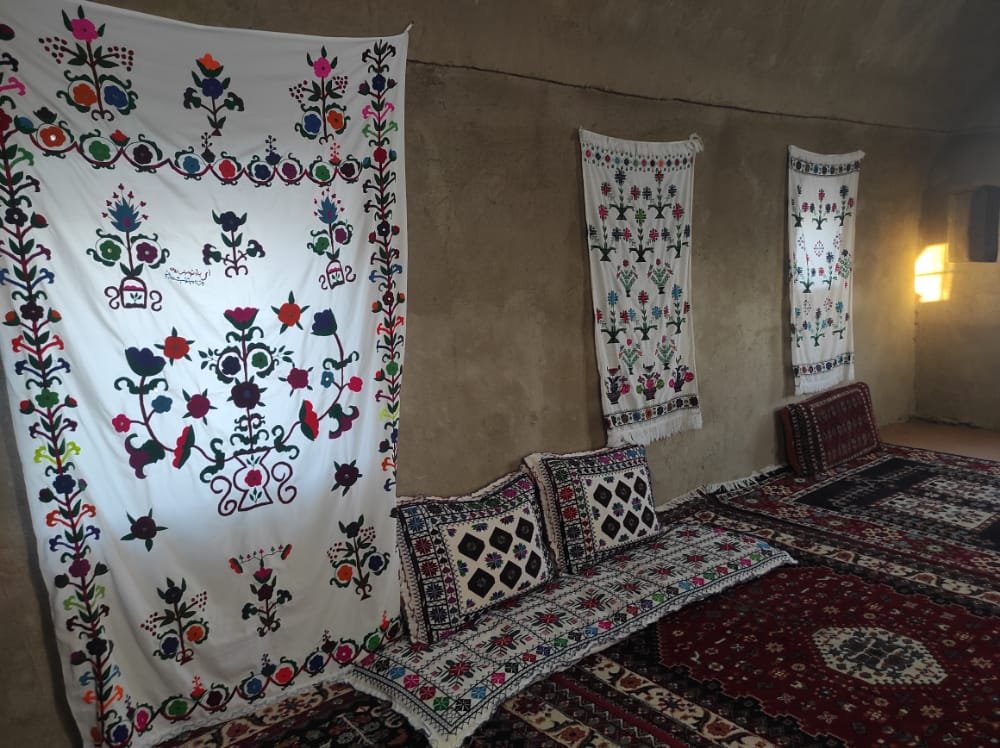 بومگردی رستم زادگان سیستان - بالا خانه