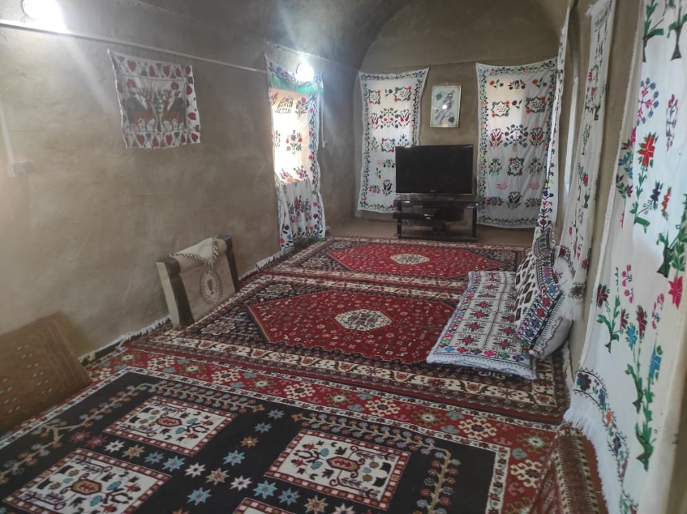 بومگردی رستم زادگان سیستان - بالا خانه