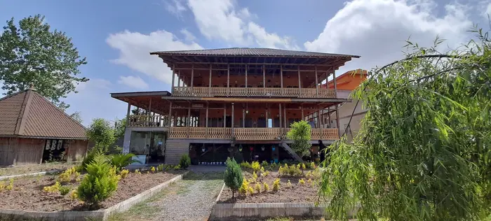 سرای فخر - واحد 6 - نمای بیرون