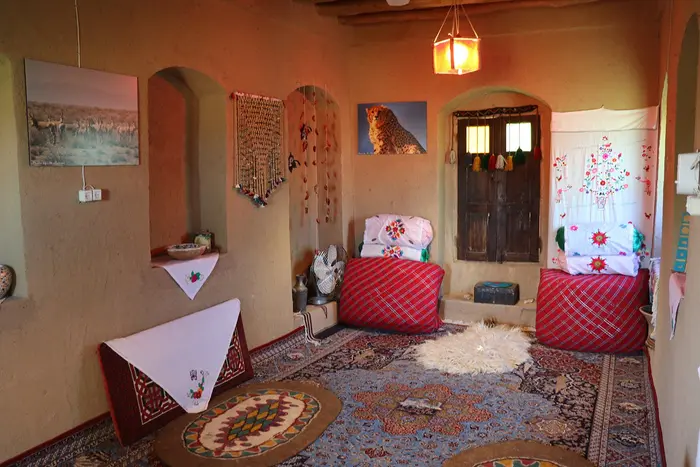 بوم گردی قلعه امیرخان - اتاق نو - داخلی