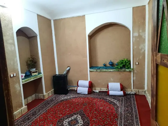 بوم گردی سرچشمه کویر -واحد ۲ - نمای داخلی