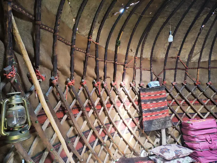 بوم گردی چوپان اتای - اتاق یک - داخلی