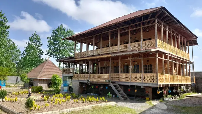 سرای فخر - واحد 6 - نمای بیرون