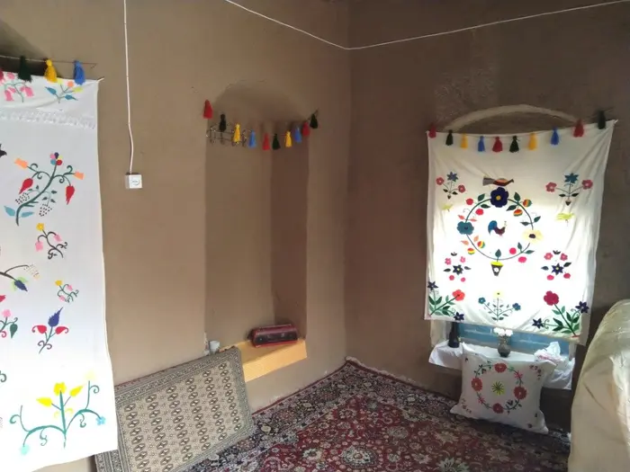 بی بی لعبا - واحد آبشار - اتاق