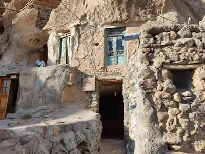 بومگردی کریم کیانی - واحد سنتی