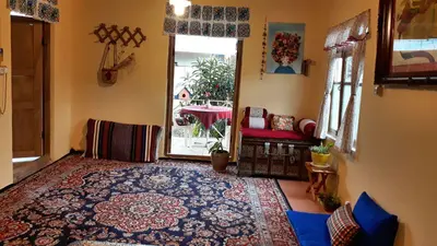 بومگردی آوش - کلبه راش، واحد آبی