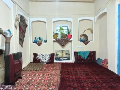 بومگردی استو - واحد ۳