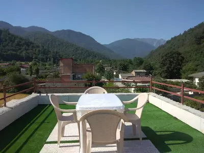 بومگردی عمارت توسکا - واحد 3 (همکف)