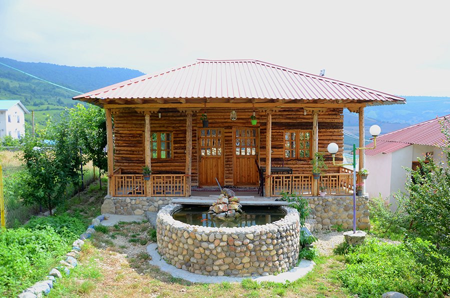 کلبه بلوط کهن - واحد افرا - نمای کلبه