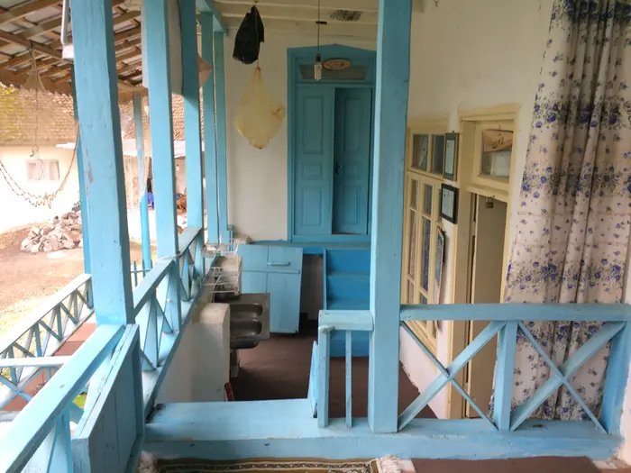 بوم گردی بام های سفالی - واحد استیل - نمای بیرون