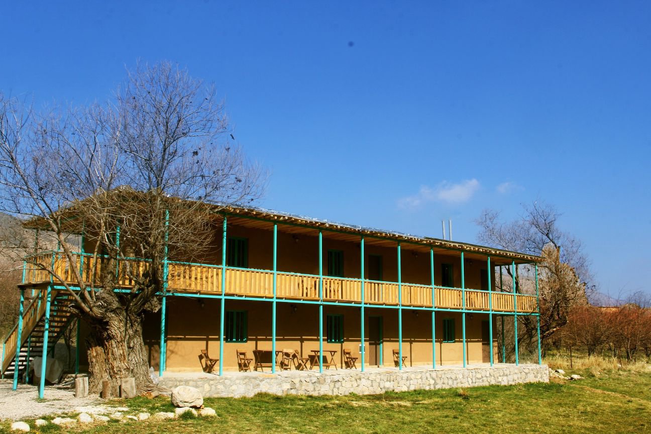 بوم گردی مجموعه گردشگری اُبا - اتاق ۵ - نمای اقامتگاه